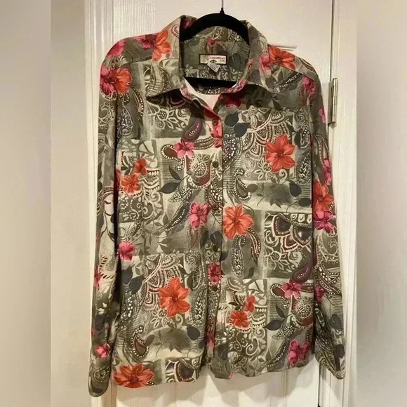 Caribbean Joe Tops - Caribbean Joe Women’s Floral Paisley Button Down Tropical Coconut Buttons Size M